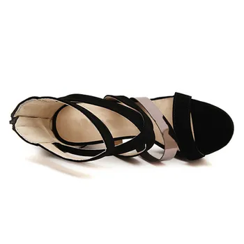Dizajnerske cipele mall 15 godina Cipele u евроамериканском stilu zločeste сценические sandale na visoku petu 15 cm, crne boje