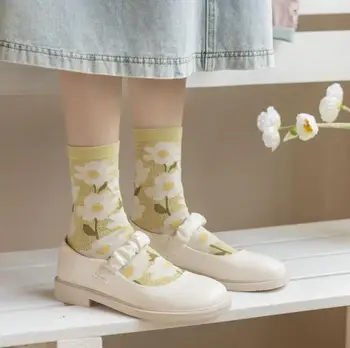2022 Ženske Čarape Visoke Kvalitete Svakodnevne Novi Trendi Ljetne Tanke Meke Mrežaste Prozračna Duge Slatka Čarape s Cvjetnim Uzorkom za Žene 10 Parova